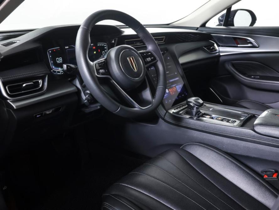 Hongqi H5 II Москва  - изображение 16