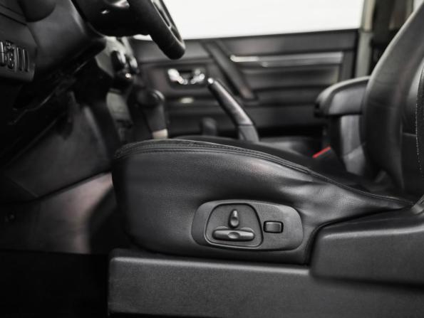 Mitsubishi Pajero IV Рестайлинг 1 с пробегом 2011 года, цена 1 625 000 рублей, 249283 км, внедорожник, Автокод Объявления