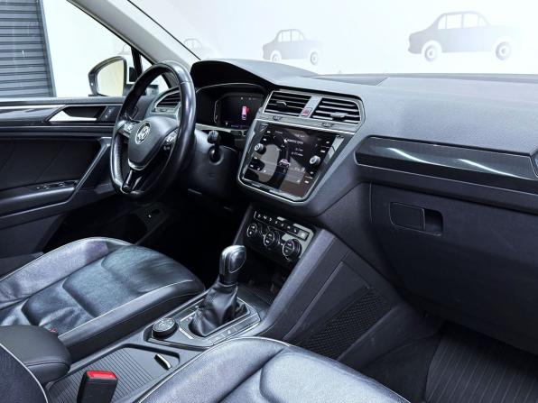 Volkswagen Tiguan II с пробегом 2019 года, цена 2 269 000 рублей, 128721 км, внедорожник, Автокод Объявления