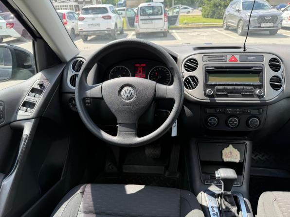Volkswagen Tiguan I с пробегом 2009 года, цена 970 000 рублей, 215000 км, внедорожник, Автокод Объявления