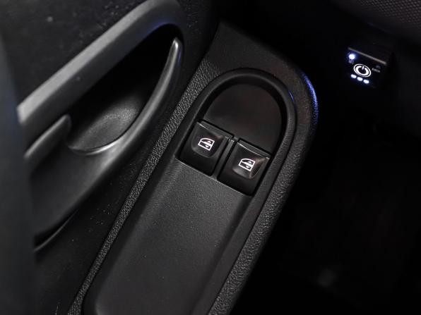 Renault Duster I Рестайлинг с пробегом 2019 года, цена 1 399 000 рублей, 107590 км, внедорожник, Автокод Объявления