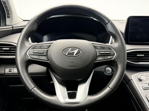 Hyundai Santa Fe IV Рестайлинг с пробегом 2022 года, цена 4 099 000 рублей, 82406 км, внедорожник, Автокод Объявления
