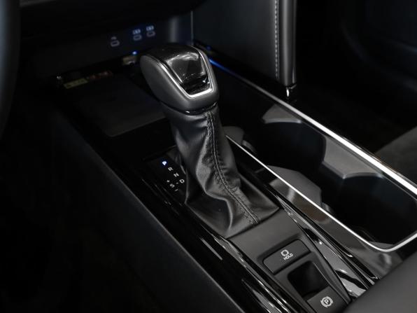 Toyota Camry IX (XV80) China Market с пробегом 2026 года, цена 4 690 000 рублей, 1 км, седан, Автокод Объявления