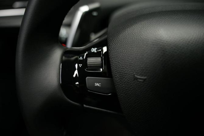 Peugeot 308 II Рестайлинг с пробегом 2018 года, цена 1 690 000 рублей, 149447 км, универсал, Автокод Объявления