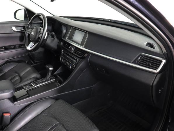 Kia Optima IV Рестайлинг с пробегом 2018 года, цена 2 069 000 рублей, 74526 км, седан, Автокод Объявления