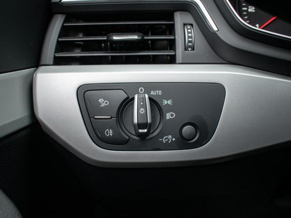 Audi A4 V (B9) с пробегом 2019 года, цена 2 490 000 рублей, 187022 км, седан, Автокод Объявления