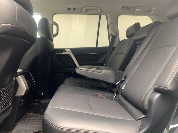 Toyota Land Cruiser Prado 150 Series Рестайлинг 3 с пробегом 2020 года, цена 6 349 000 рублей, 57867 км, внедорожник, Автокод Объявления