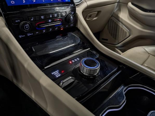 Jeep Grand Cherokee V (WL) с пробегом 2022 года, цена 5 750 000 рублей, 33944 км, внедорожник, Автокод Объявления