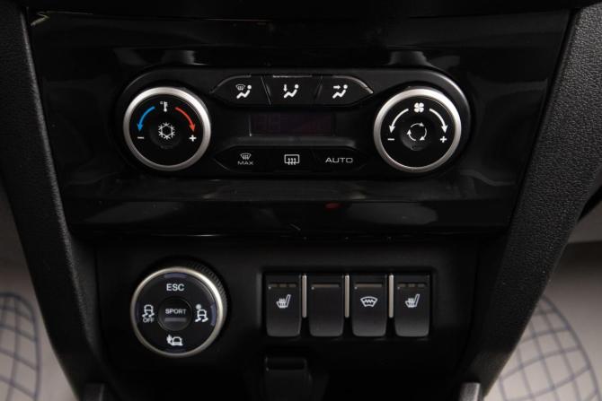 Lada (ВАЗ) XRAY I с пробегом 2019 года, цена 1 029 000 рублей, 113754 км, хэтчбек, Автокод Объявления