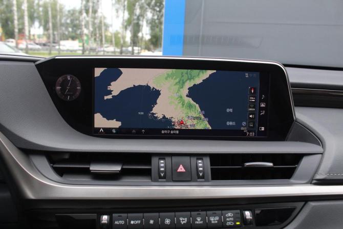 Lexus ES VII Рестайлинг с пробегом 2021 года, цена 4 350 000 рублей, 72191 км, седан, Автокод Объявления