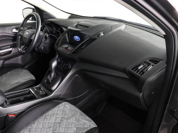 Ford Kuga II Рестайлинг с пробегом 2019 года, цена 1 869 000 рублей, 51175 км, внедорожник, Автокод Объявления