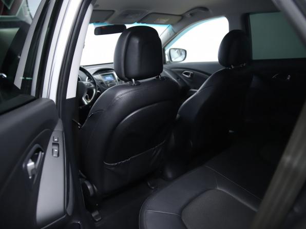 Hyundai ix35 I Рестайлинг с пробегом 2014 года, цена 1 090 000 рублей, 175091 км, внедорожник, Автокод Объявления