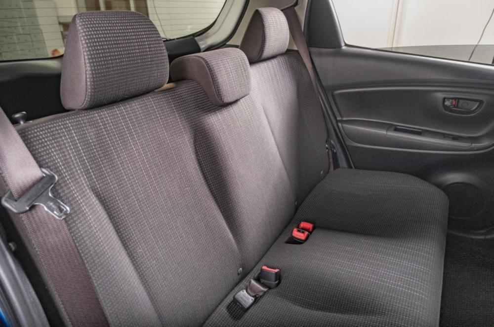 Toyota Vitz III (XP130) Рестайлинг 2 Томск  - изображение 19