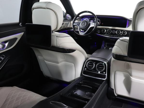 Mercedes-Benz Maybach S-Класс I (X222) Рестайлинг с пробегом 2018 года, цена 8 499 900 рублей, 97891 км, седан, Автокод Объявления