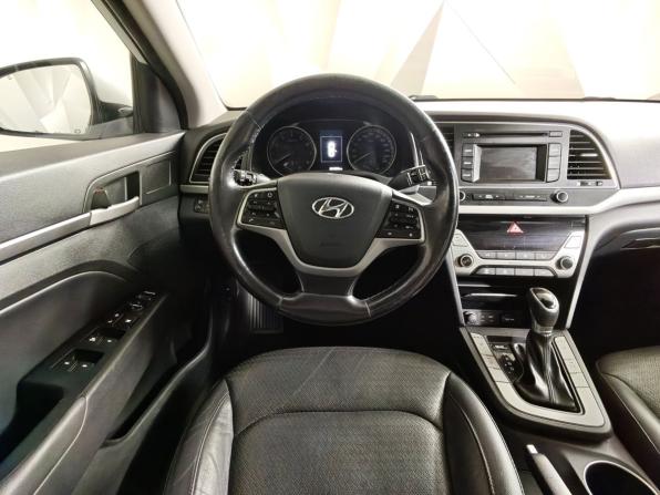 Hyundai Elantra VI (AD) с пробегом 2017 года, цена 1 150 000 рублей, 221992 км, седан, Автокод Объявления