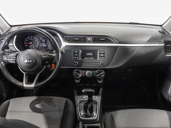 Kia Rio IV Рестайлинг с пробегом 2021 года, цена 1 573 400 рублей, 80000 км, хэтчбек, Автокод Объявления