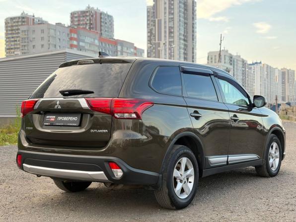 Mitsubishi Outlander III Рестайлинг 3 с пробегом 2018 года, цена 1 480 000 рублей, 265000 км, внедорожник, Автокод Объявления