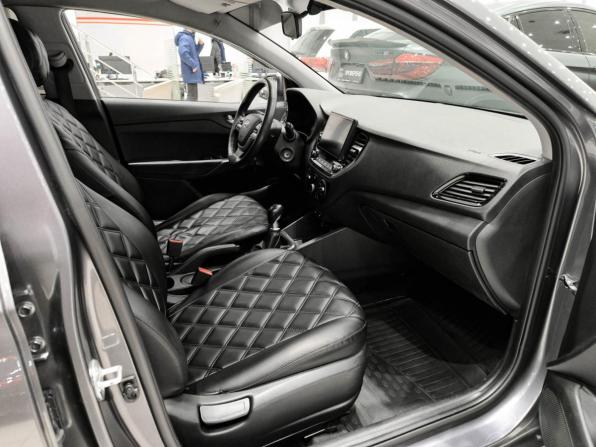 Hyundai Solaris II Рестайлинг с пробегом 2021 года, цена 1 299 000 рублей, 124605 км, седан, Автокод Объявления