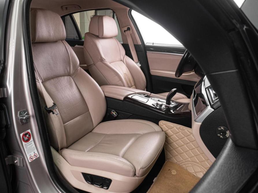 BMW 5 серии VI (F10/F11/F07) Тюмень  - изображение 18