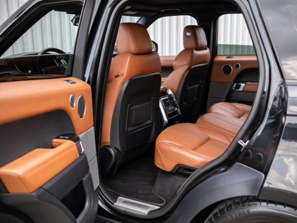 Land Rover Range Rover Sport II с пробегом 2014 года, цена 3 699 000 рублей, 205101 км, внедорожник, Автокод Объявления