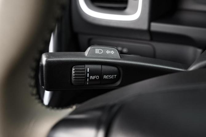Volvo S60 II с пробегом 2012 года, цена 779 000 рублей, 240090 км, седан, Автокод Объявления