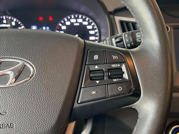 Hyundai Creta I Рестайлинг с пробегом 2021 года, цена 2 527 000 рублей, 67481 км, внедорожник, Автокод Объявления