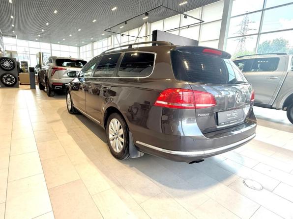 Volkswagen Passat B7 с пробегом 2013 года, цена 760 300 рублей, 290541 км, универсал, Автокод Объявления