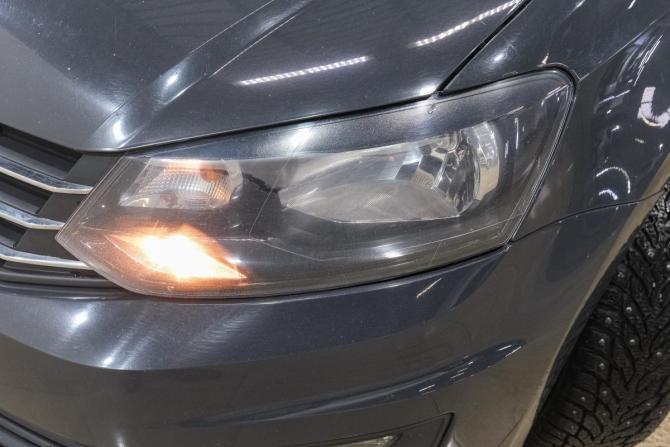 Volkswagen Polo V Рестайлинг с пробегом 2016 года, цена 1 099 000 рублей, 183000 км, седан, Автокод Объявления