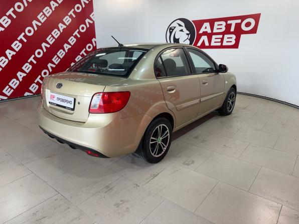 Kia Rio II Рестайлинг с пробегом 2010 года, цена 599 000 рублей, 179954 км, седан, Автокод Объявления