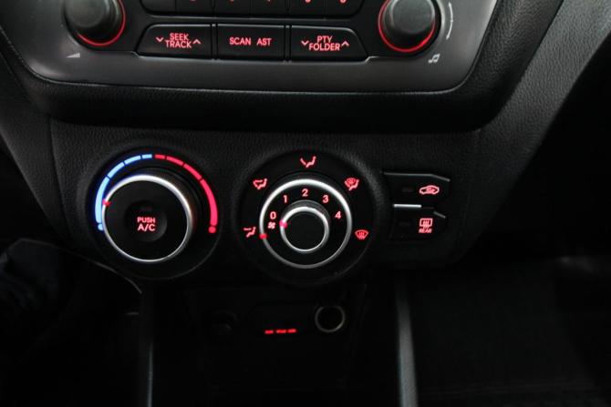 Kia Rio III с пробегом 2012 года, цена 680 000 рублей, 255113 км, седан, Автокод Объявления