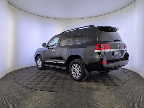 Toyota Land Cruiser 200 Series Рестайлинг 2 с пробегом 2016 года, цена 5 500 000 рублей, 185939 км, внедорожник, Автокод Объявления