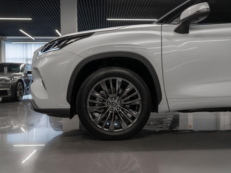 Toyota Highlander IV (XU70) Москва  - изображение 30