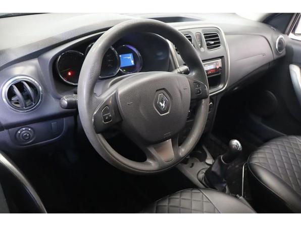 Renault Sandero II с пробегом 2017 года, цена 792 800 рублей, 178980 км, хэтчбек, Автокод Объявления