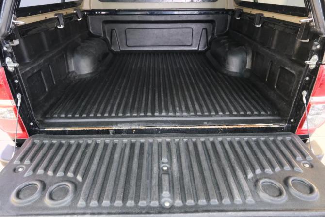 Toyota Hilux VII Рестайлинг с пробегом 2014 года, цена 3 079 000 рублей, 151000 км, offers.body_type.unknown, Автокод Объявления