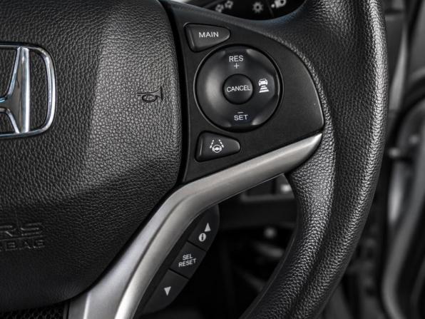 Honda Fit III Рестайлинг с пробегом 2018 года, цена 1 099 000 рублей, 183376 км, хэтчбек, Автокод Объявления