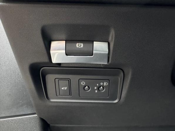 Land Rover Range Rover Evoque II с пробегом 2021 года, цена 2 990 000 рублей, 43543 км, внедорожник, Автокод Объявления
