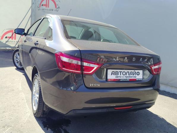 Lada (ВАЗ) Vesta I с пробегом 2017 года, цена 899 000 рублей, 51391 км, седан, Автокод Объявления