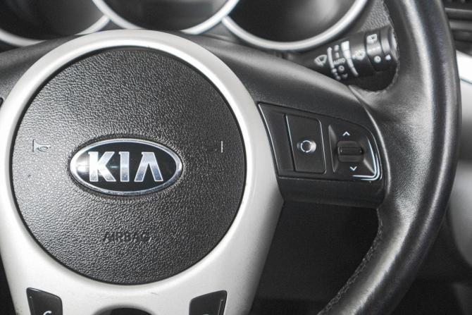 Kia Venga I с пробегом 2013 года, цена 969 000 рублей, 151000 км, компактвэн, Автокод Объявления