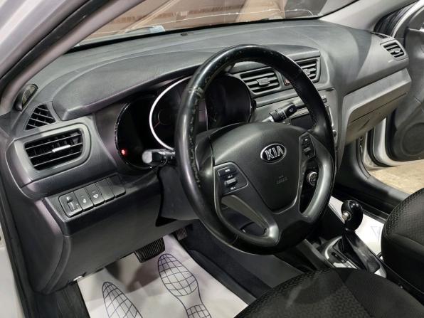 Kia Rio III Рестайлинг с пробегом 2017 года, цена 690 000 рублей, 270591 км, седан, Автокод Объявления