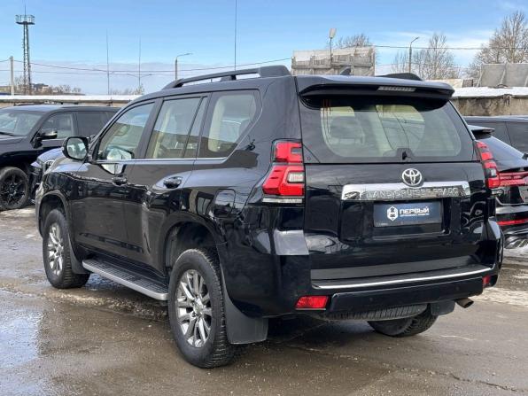 Toyota Land Cruiser Prado 150 Series Рестайлинг 2 с пробегом 2019 года, цена 5 499 000 рублей, 89416 км, внедорожник, Автокод Объявления