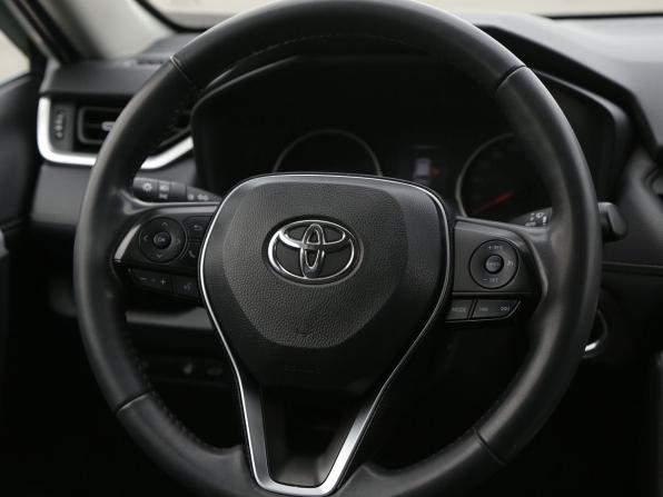 Toyota RAV4 V (XA50) с пробегом 2020 года, цена 3 165 000 рублей, 45200 км, внедорожник, Автокод Объявления