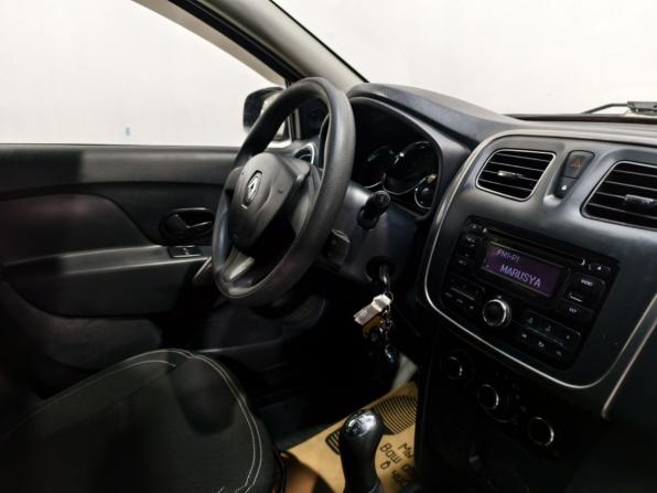 Renault Logan II с пробегом 2016 года, цена 750 000 рублей, 192742 км, седан, Автокод Объявления