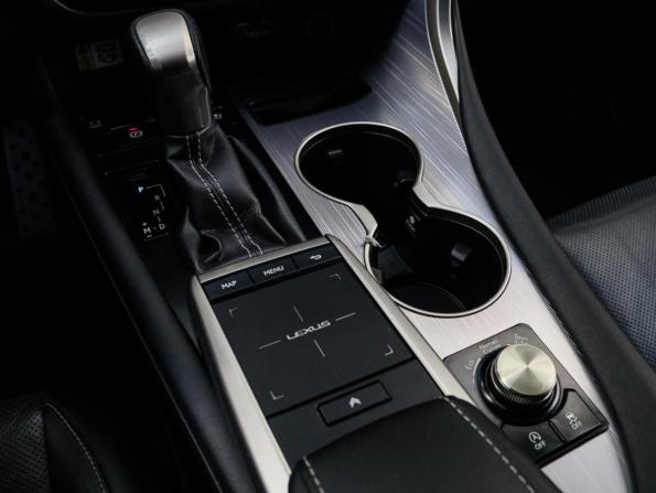 Lexus RX IV Рестайлинг с пробегом 2019 года, цена 4 090 000 рублей, 97872 км, внедорожник, Автокод Объявления