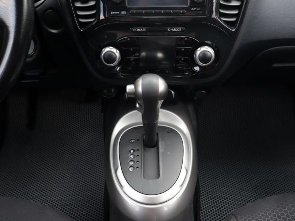 Nissan Juke I с пробегом 2011 года, цена 990 000 рублей, 69377 км, внедорожник, Автокод Объявления