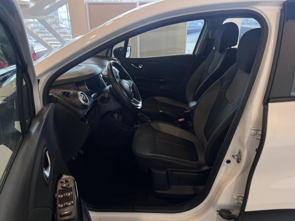 Renault Kaptur I Рестайлинг с пробегом 2021 года, цена 1 399 000 рублей, 86722 км, внедорожник, Автокод Объявления