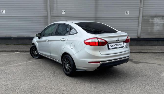 Ford Fiesta Mk6 Рестайлинг с пробегом 2016 года, цена 579 000 рублей, 171578 км, седан, Автокод Объявления
