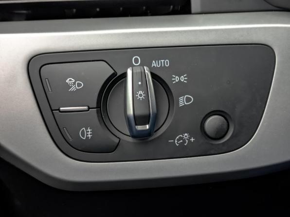 Audi A4 V (B9) с пробегом 2018 года, цена 2 550 000 рублей, 45786 км, седан, Автокод Объявления