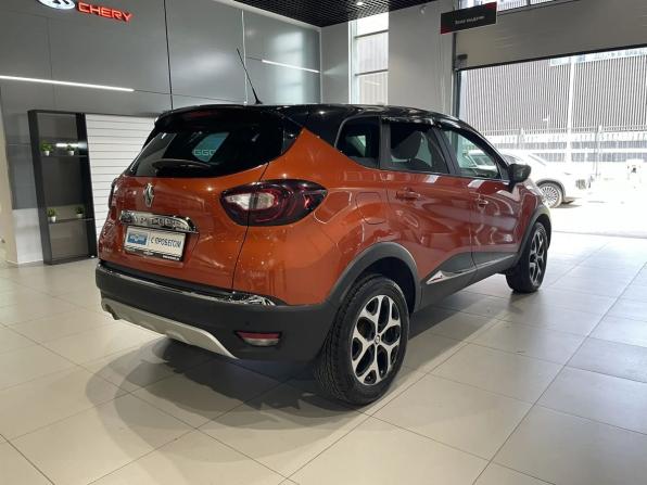 Renault Kaptur I с пробегом 2018 года, цена 1 362 000 рублей, 107245 км, внедорожник, Автокод Объявления