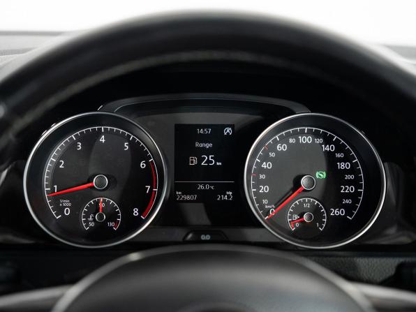 Volkswagen Golf VII с пробегом 2013 года, цена 990 000 рублей, 229807 км, хэтчбек, Автокод Объявления