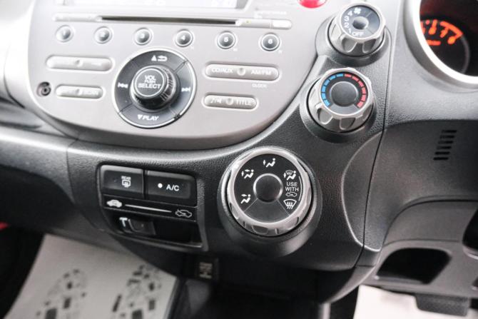 Honda Fit II с пробегом 2008 года, цена 669 000 рублей, 229000 км, хэтчбек, Автокод Объявления